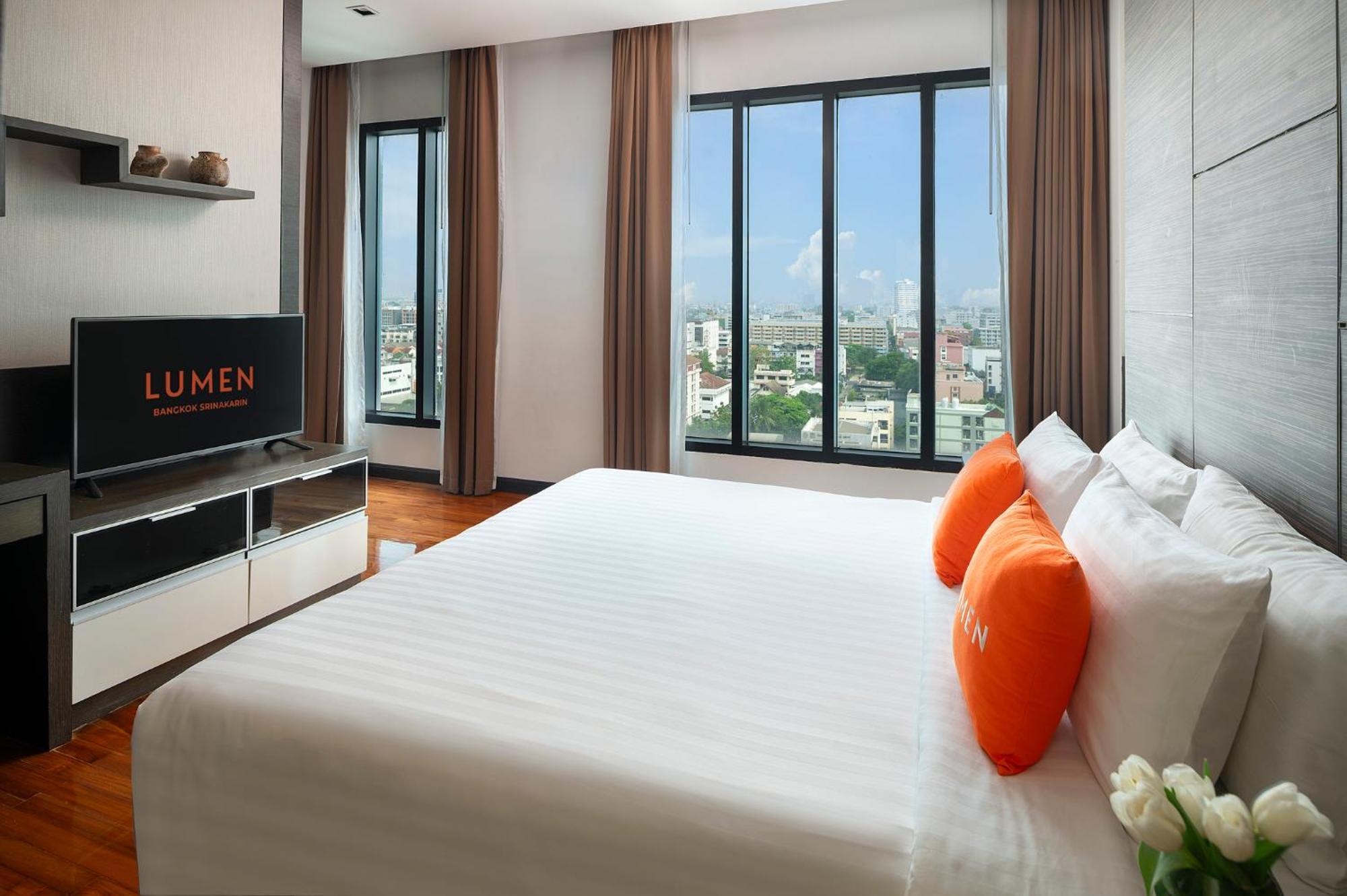 Hotel Lumen Bangkok Srinakarin Extérieur photo