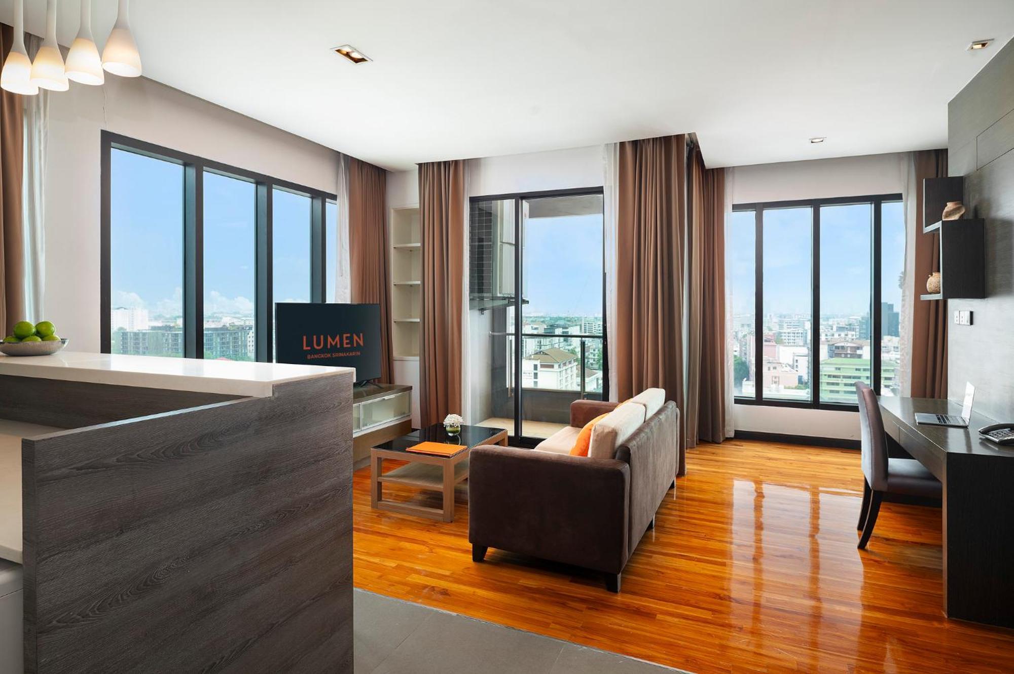 Hotel Lumen Bangkok Srinakarin Extérieur photo