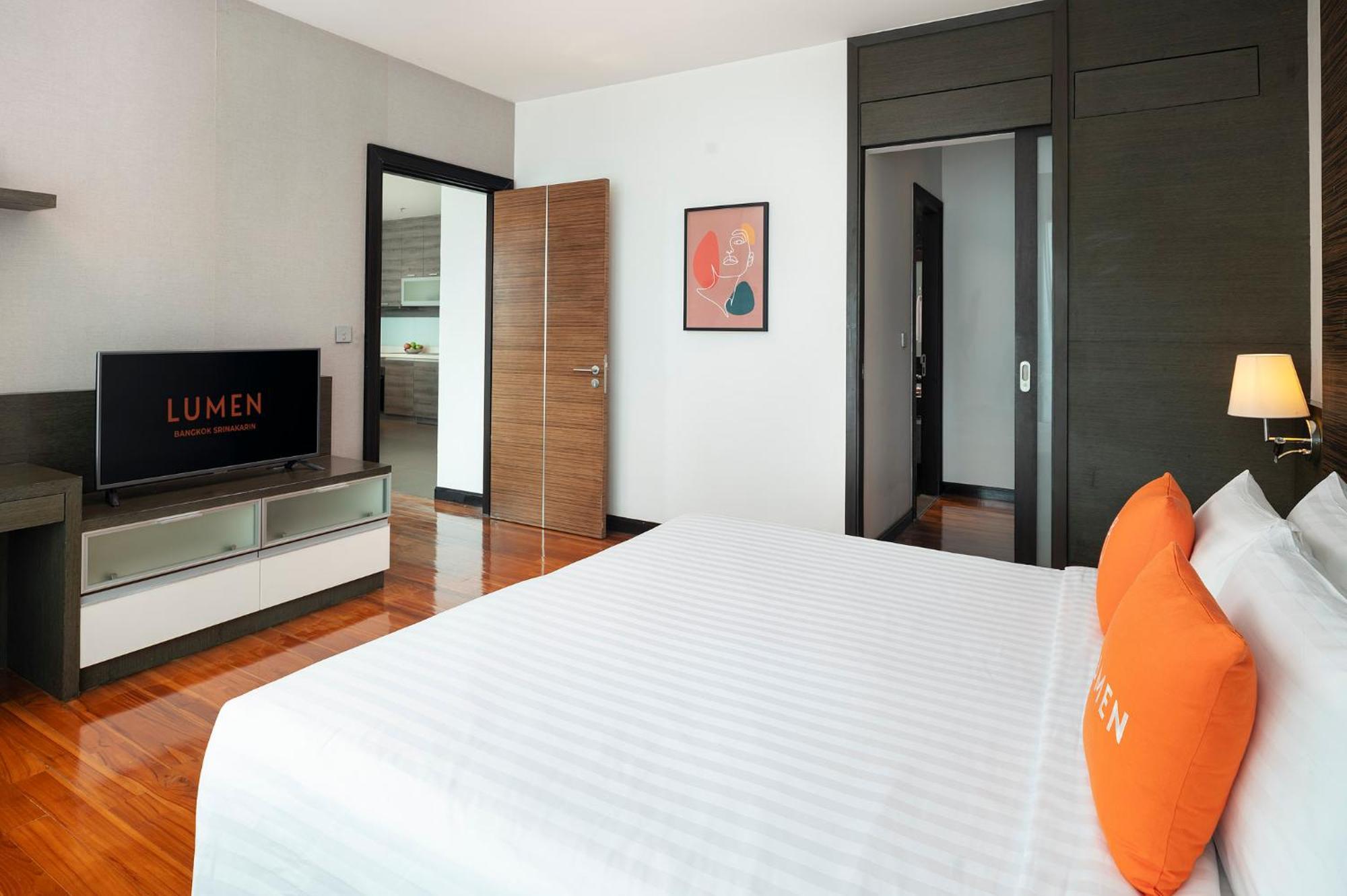 Hotel Lumen Bangkok Srinakarin Extérieur photo