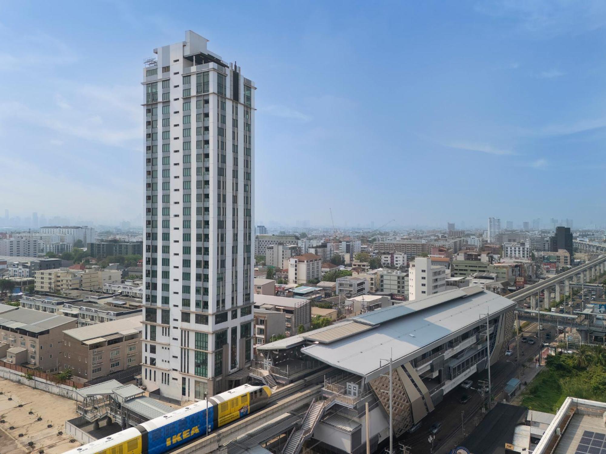 Hotel Lumen Bangkok Srinakarin Extérieur photo