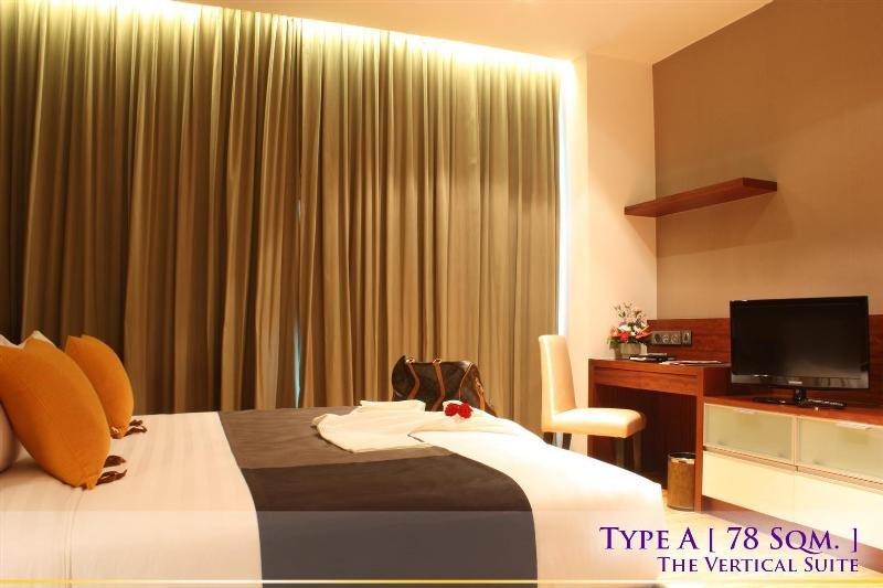 Hotel Lumen Bangkok Srinakarin Extérieur photo